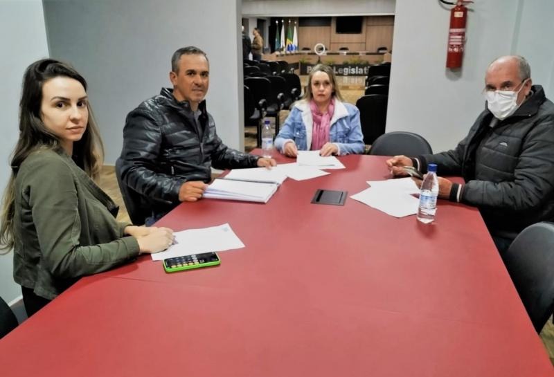Comissão de Finanças discute projetos sobre aquisição de bem imóvel e isenção de IPTU aos hospitais do município
